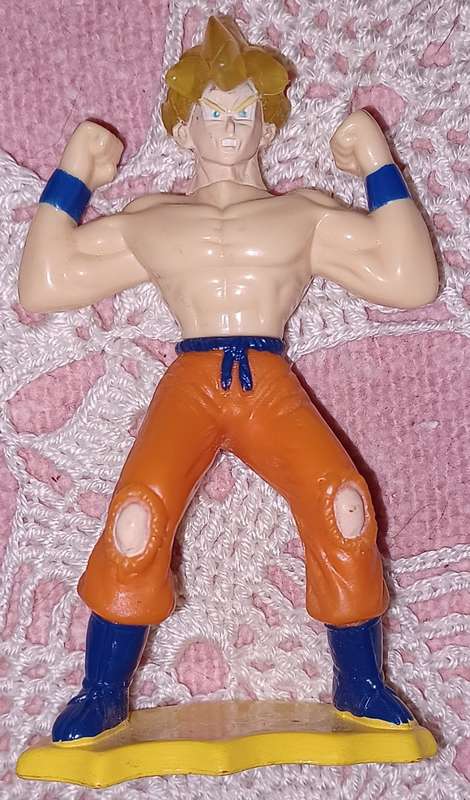 Dragonball Z Burger King Toy GOKU Display Action Figure 2002
