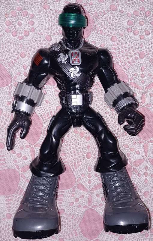 2009 GI Joe Tough Troopers 11 Snake Eyes  Action Figure Hasbro