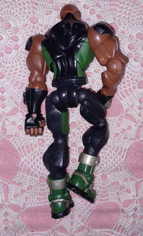 Hasbro 2005 T01 GI Joe Sigma 6 Heavy Duty 9` Action Figure -Very good