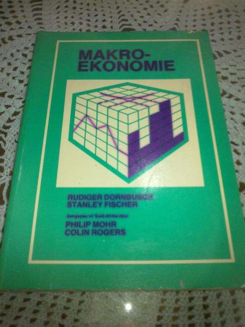 Makro-Ekonomie by Rudiger Dornbusch and Stanley Fischer