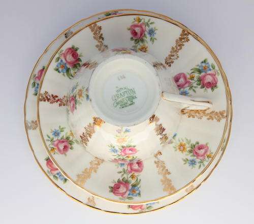 Royal Grafton fine bone china tea trio - marking