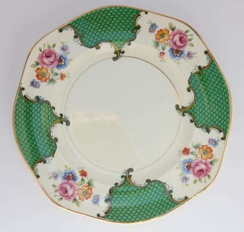 Sandringham fine bone china tea trio - cake plate