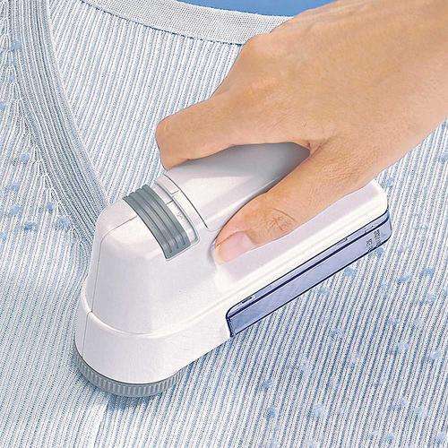 BATTERY OPERATED CLOTHES SHAVER