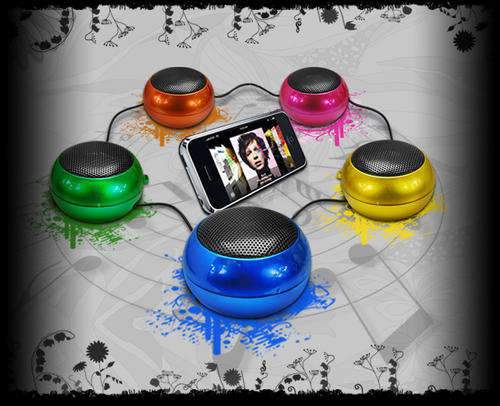 AWESOME little Ipod/computer/cellphone Speakers!!!