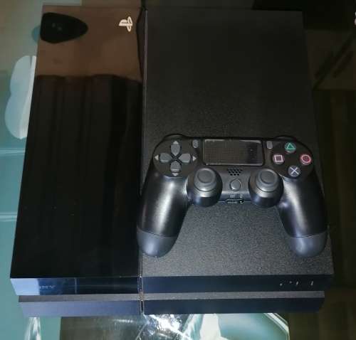 PS4 Console
