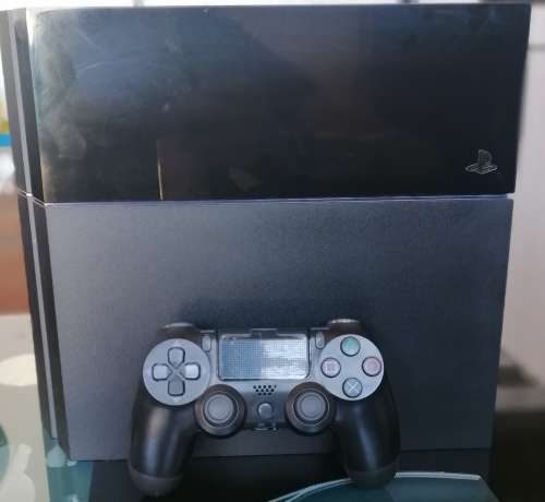PS4 Console