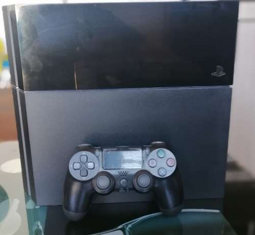 PS4 Console