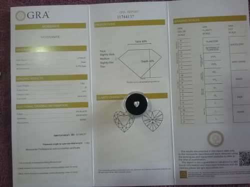 Fiery D Colour VVS1 6.5MM*6.5MM 1Ct Heart Shape White Moissanite 100% Genuine Loose With Certificate