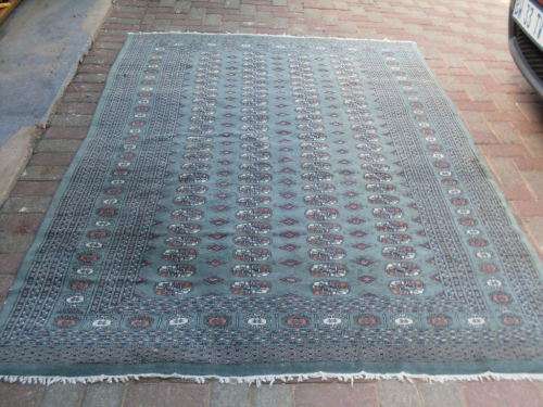 STUNNING IN IT'S COLOURS LARGE  ORIENTAL MORI BHOKARA OR KARATCHI REPETITIVE GUL DESIGN A BEAUT!