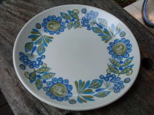 SCANDANAVIAN (NORWAY) RETRO '60's VINTAGE TOR VIKING FIGGJO FLINT TURI DESIGN SALAD? PLATE FLORAL