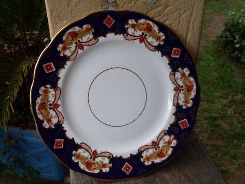 RARE & HIGHLY COLLECTABLE GORGEOUS ROYAL ALBERT VINTAGE "HEIRLOOM" DINNER PLATE AMAZING DETAIL