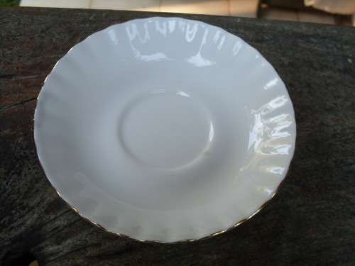 ROYAL ALBERT CLASSICAL VAL DOR TEA SAUCER (REPLACEMENT)