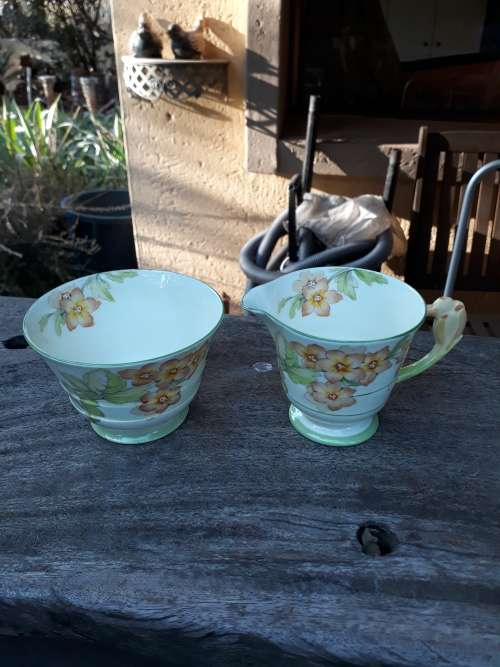 EXCEPTIONAL ROYAL PARAGON SMALLER MILK JUG & SUGAR BOWL WITH FLORAL HANDLE & DECOR, IMPERFECT