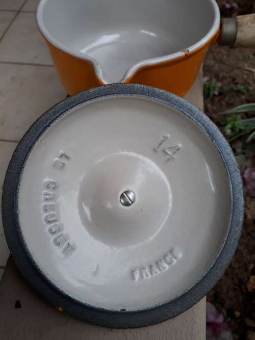 WOW! GROOVY, VINTAGE LE CREUSET MADE IN FRANCE ORANGE/YELLOW CAST ENAMELLED SAUCEPAN + LID