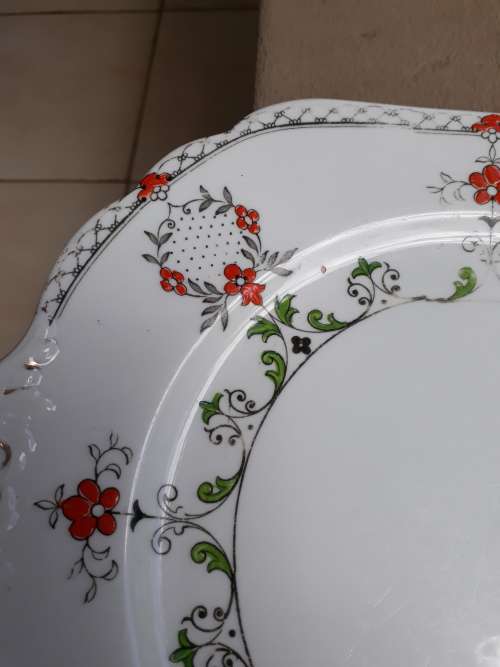 TUSCAN CHINA ENGLAND PARTIALLY HAND PAINTED VINTAGE CAKE SERVING PLATE FLORAL LEAF ++