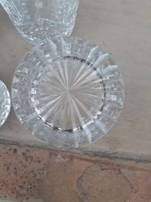 BEAUTIFUL SET OF FOUR CRYSTAL TUMBLERS DIAMOND FLASH STAR CUT