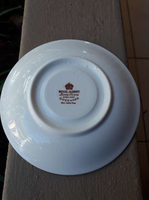 ON OFFER FOR REPLACEMENT ROYAL ALBERT GOSSAMER SAUCER YELLOW RUST