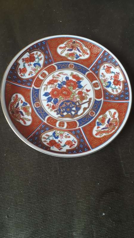 BELIEVED IMARI  LOVELY DECORATIVE 16.5CM PLATE NUMBER 1