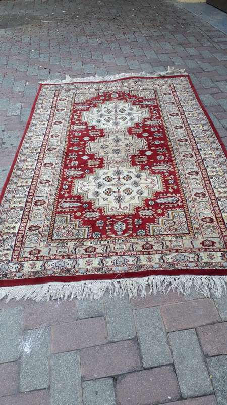STUNNING HAND KNOTTED INDO PERSIAN GEOMETRIC FLORAL RUG NICE TONES. THICK PILE GC