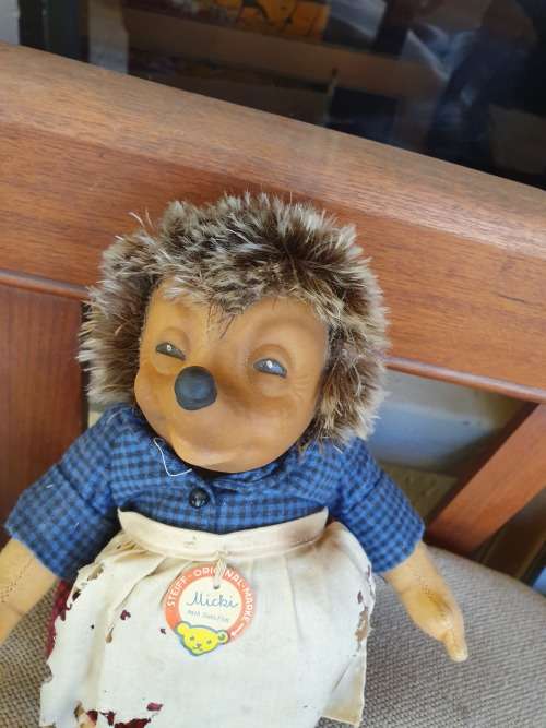 BELIEVED 1950'S VINTAGE STEIFF MICKI HEDGEHOG 27CM HAS PAPER LABEL
