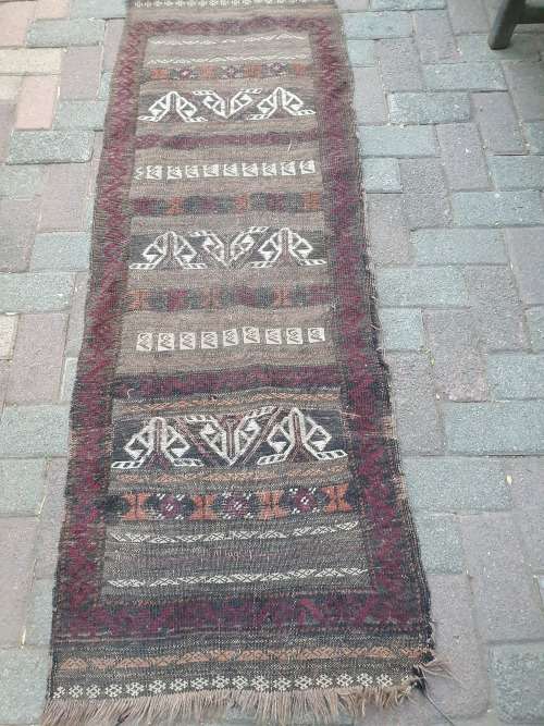 VINTAGE WITH WEAR PERSIAN/ORIENTAL SOUMAK HAND MADE RUNNER RUG