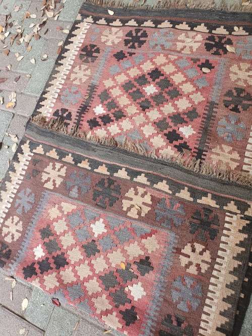 FOR JOHANNES GROBBELAAR HAND KNOTTED ORIENTAL /PERSIAN KILIM FLAT WEAVE RUG EARTHY COLOURS