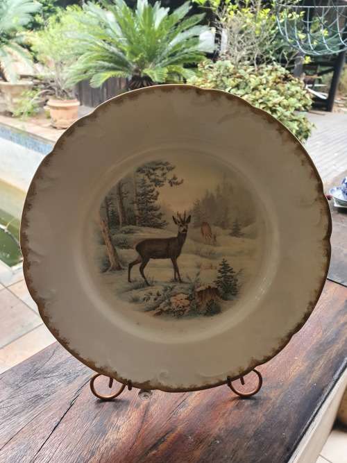 ALTHOUGH UNMARKED SEEMS GOOD QUALITY PORCELAIN DECORATIVE DEER PLATE GILT TRIM