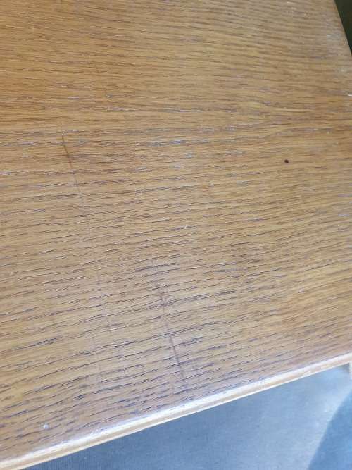 REDUCED LOVE THIS VINTAGE OAK CUTLERY BOX WITH LID AND TWO DRAWERS WITH ONEIDA 8 SETTING CUTLERY SET