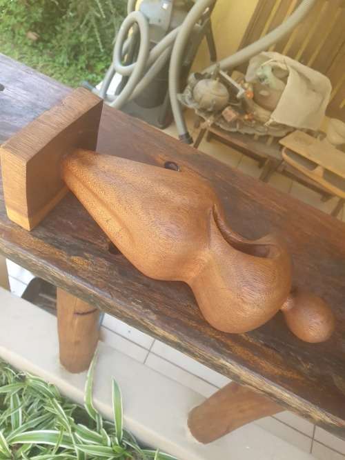 LOVELY AFRICAN WOODEN ABSTRACT SCULPTURE OF A WOMAN??