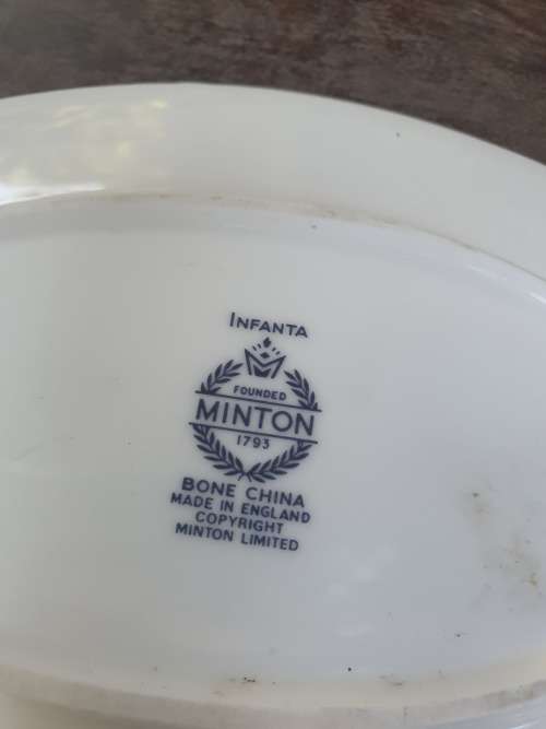 MINTON ENGLAND BLUE AND WHITE INFANTA REPLACEMENT INFANTA GRAVY BOAT SAUCER