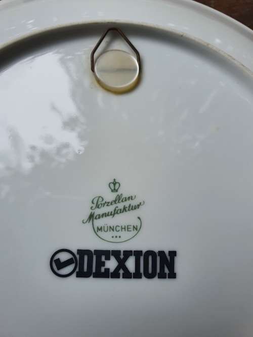 Dexion porcelain Munchen souvenir plate depicting scene of Stadt Laubach