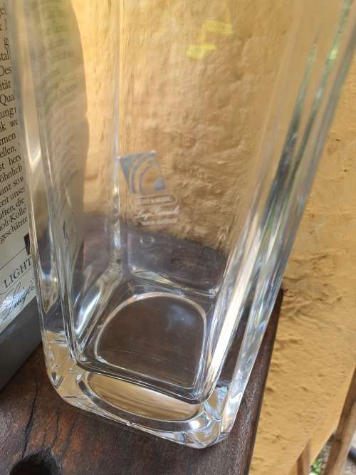 GORGEOUS VINTAGE CRYSTAL LIGHT and MUSIC LUIGI BORMIOLI ITALY UNSED IN BOX DECANTER PLUS LID