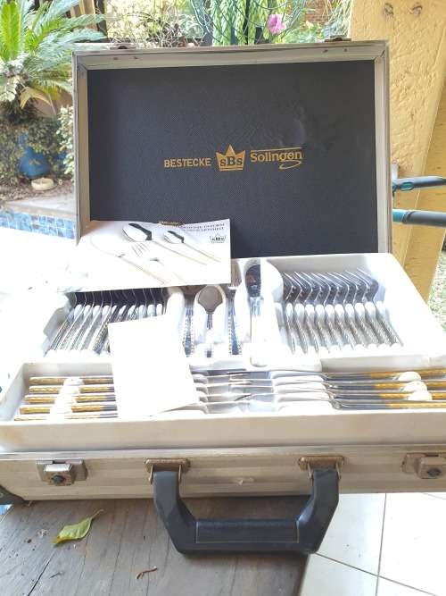 for crysiapharoah  Vintage sBs Bestecke Solingnen 24k trim gold plated boxed cutlery set 69 pieces