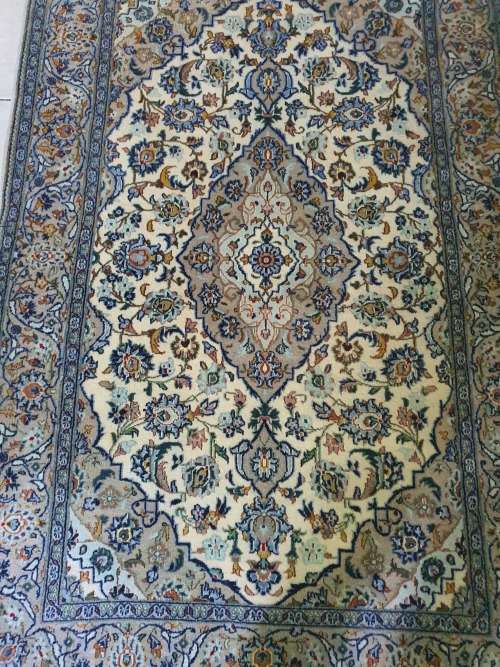 New & beautiful hand knotted Persian Kashan carpet or rug. Blue, cream tones, floral etc.