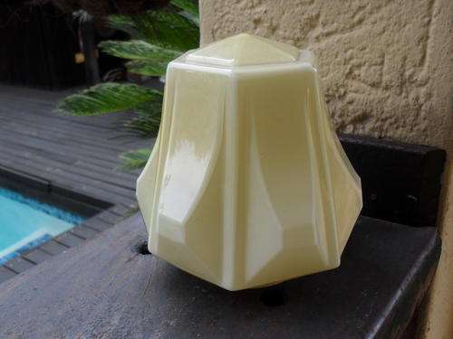 GORGEOUS ART DECO LIGHT SHADE PALE YELLOW LOVELY SHAPE