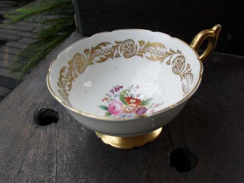 DELIGHTFUL COALPORT  BONE CHINA TEACUP (ONLY!) FLORAL AND LOTS OF GILT.