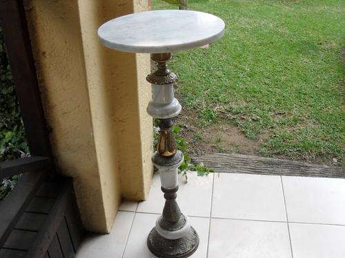 ABSOLUTELY GORGEOUS MARBLE & DECORATED BRASS PEDESTAL TYPE OF STAND. DISPLAY YOUR BRONZE ON THIS ONE