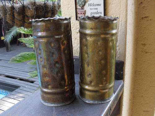 A PAIR OF MATCHING CYLINDRICAL BRASS VASES WITH INDENT PATTERN. NICE SIZE