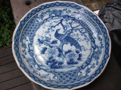 JAPANESE IMPERIAL IMARI REPRODUCTION LIMITED COLLECTOR' S SERIES LARGE BLUE & WHITE PEACOCK PLATE