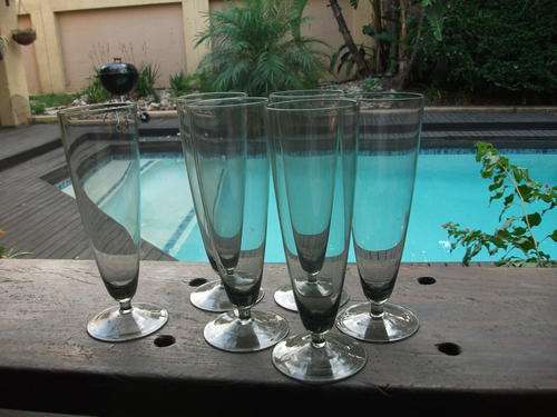 RETRO 1950'S/1960'S SMOKEY GRAY CRYSTAL CHAMPAGNE FLUTED GLASSES ELEGANT & FINE!