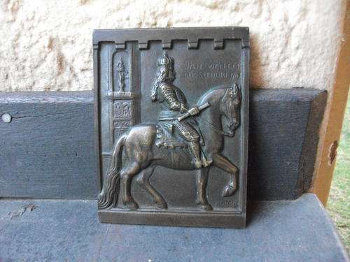 AN ABSOLUTELY SUPERB CASTE BRONZE OR BRASS PLAQUE OF JAN WELLEM ON HIS HORSE  DUSSELDORF  1703