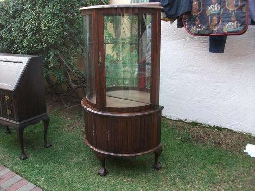 WOW & WOW, GORGEOUS SOLID IMBUIA WOOD CURVED GLASS DISPLAY CABINET PLUS STORAGE CUPBOARD. A+++++