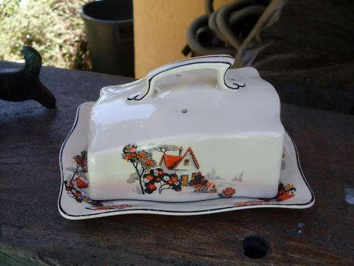 J & G MEAKIN ENGLAND SOL 391413 ART DECO?? BUTTER DISH & LID WITH COTTAGE SCENE WITH FLOWERS