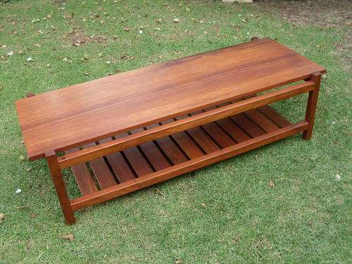 EXQUISITE ARTECASA SOLID KIAAT RETRO 1970'S COFFEE TABLE. SLATED BOTTOM PIECE FOR MAGS ETC BEAUTIFUL