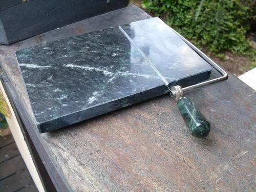 RATHER NICE DARK GREEN MARBLE CHEESE SLICER