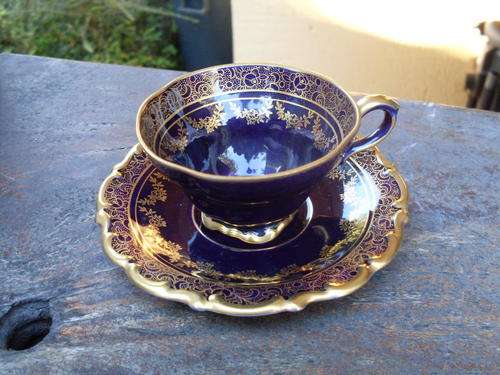 EXQUISITE LINDNER KUEPS BAVARIA U.S. ZONE GERMANY ECHT COBALT DEMI TASSE DUO FILIGREE TYPE GILT WOW!
