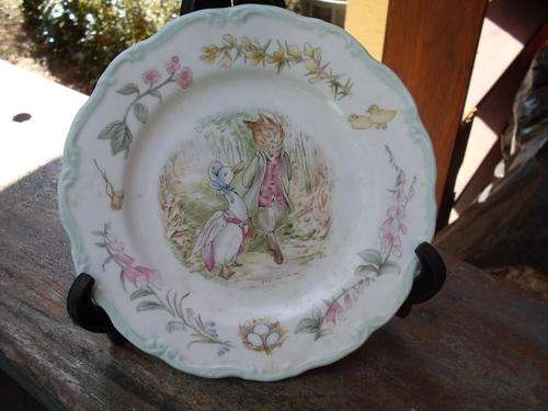 ROYAL ALBERT TEATIME COLLECTION BEATRIX POTTER VINTAGE 1986 JEMIMA PUDDLE DUCK DISPLAY PLATE. CUTE!