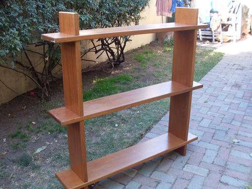 SOLID WOOD BOOKCASE OR SHELVING OR ROOM DIVIDER NOT FIXED EASY TO ASSEMBLE OR DIS-ASSEMBLE