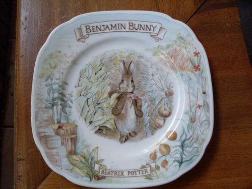 VINTAGE 1986 ROYAL ALBERT THE WORLD OF BEATRIX POTTER BENJAMIN BUNNY  PLATE