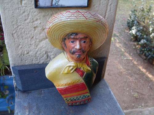 VINTAGE??? SIMILAR TO BOSSONS WALL HANGING CHALKWARE PIECE OF A MEXICAN MAN